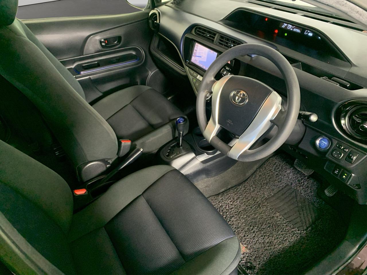 2015 Toyota Aqua Facelift Model S Hatchback REVERSING CAMERA  + HEATED SEATS + AUTO LIGHTS