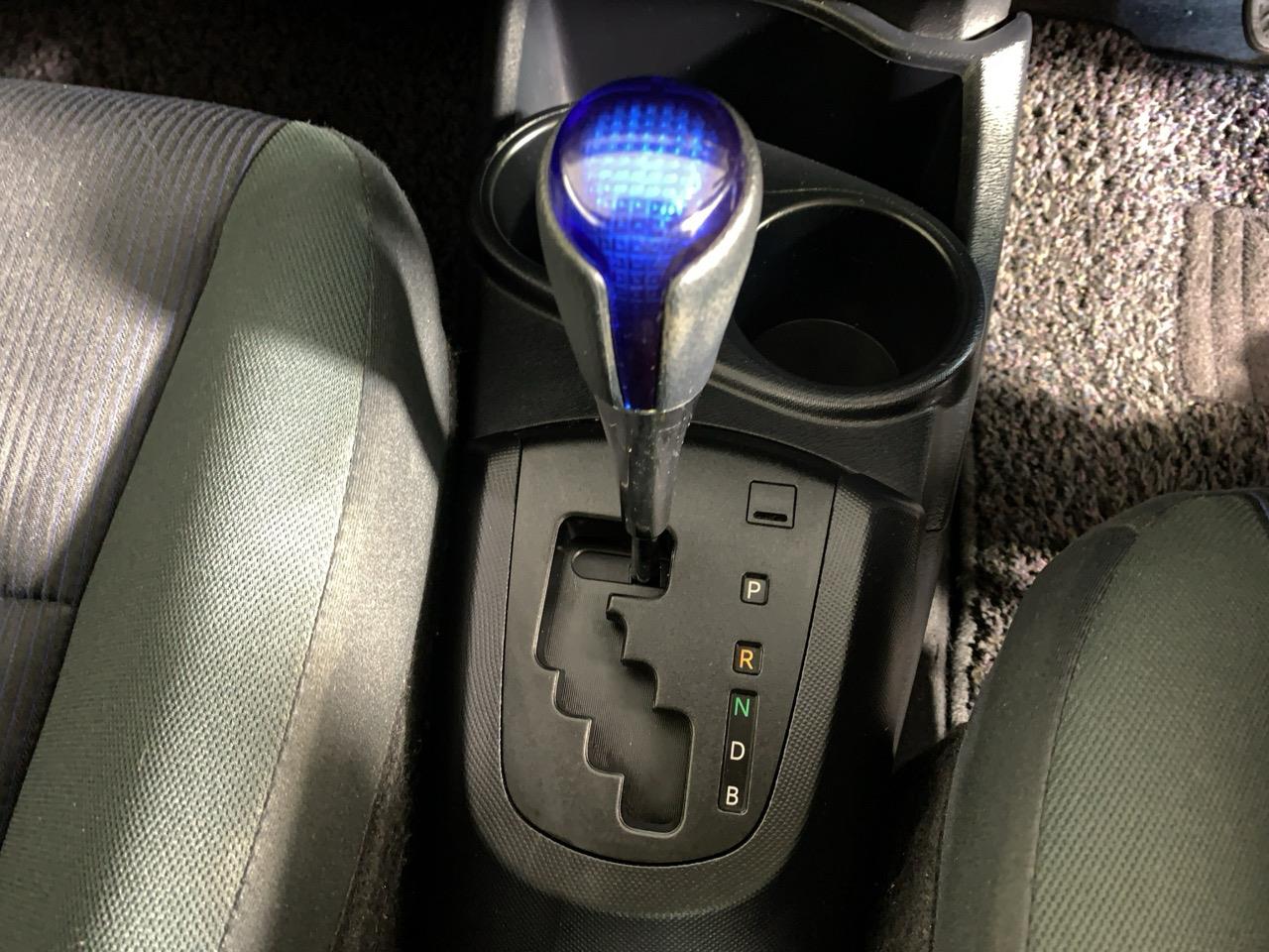 2015 Toyota Aqua Facelift Model S Hatchback REVERSING CAMERA  + HEATED SEATS + AUTO LIGHTS