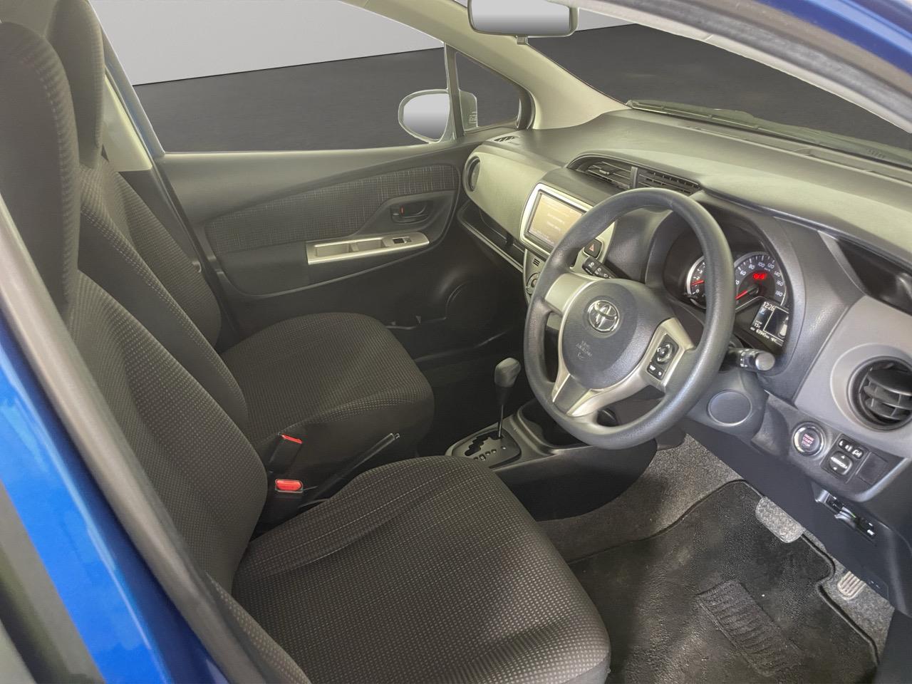 2015 Toyota Vitz F Hatchback AUTO LIGHTS + PUSH BUTTON START