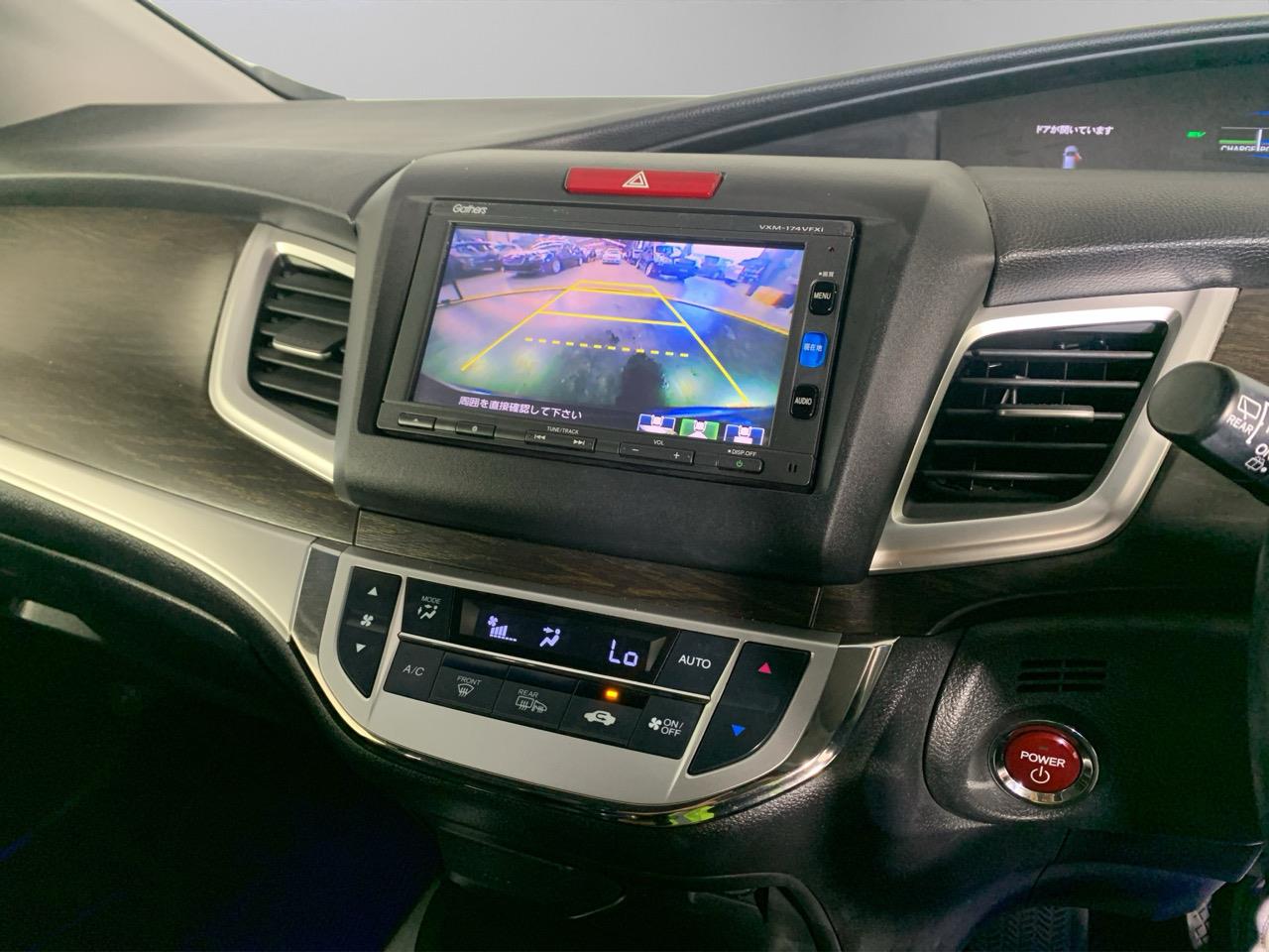 2017 Honda JADE HYBRID People Mover REVESING CAMERA + PUSH SRART + AUTO LIGHTS