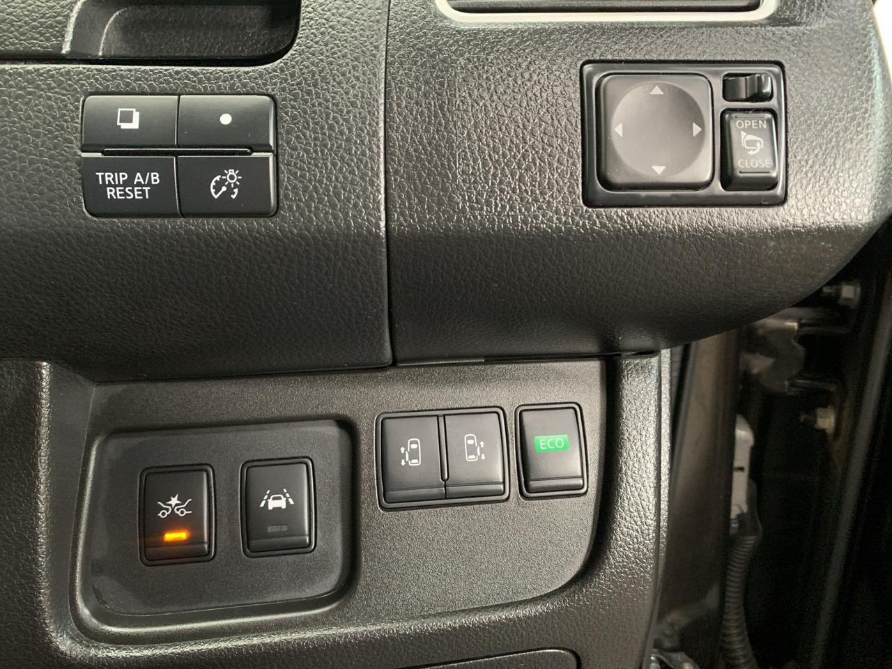 2015 Nissan Serena Hybrid Highway Star People Mover REVERSING CAMERA + AUTO LIGHTS + PUSH BUTTON START