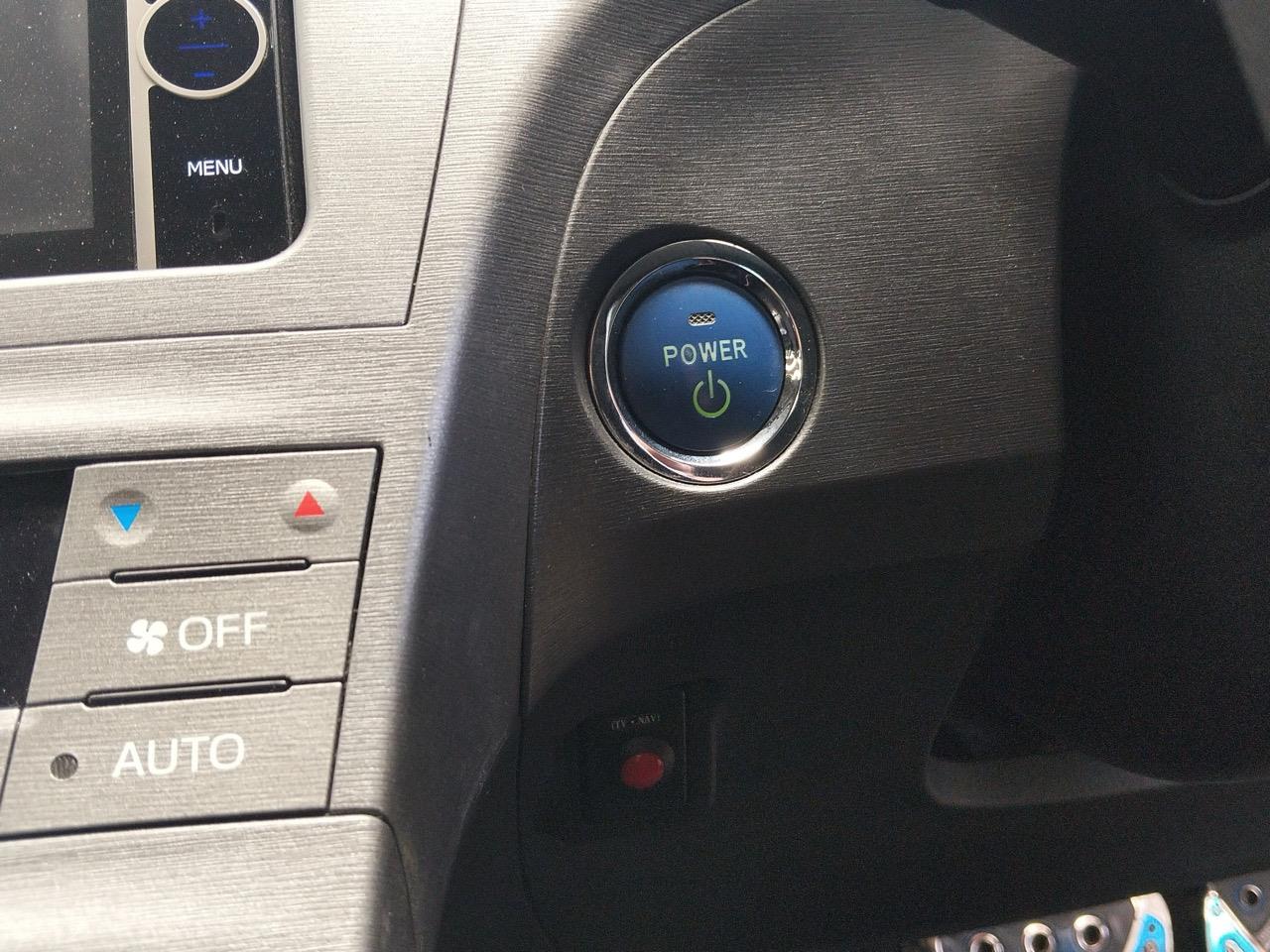 2012 Toyota Prius S Hatchback PUSH BUTTON START + AUTO LIGHTS + REVERSING CAMERA