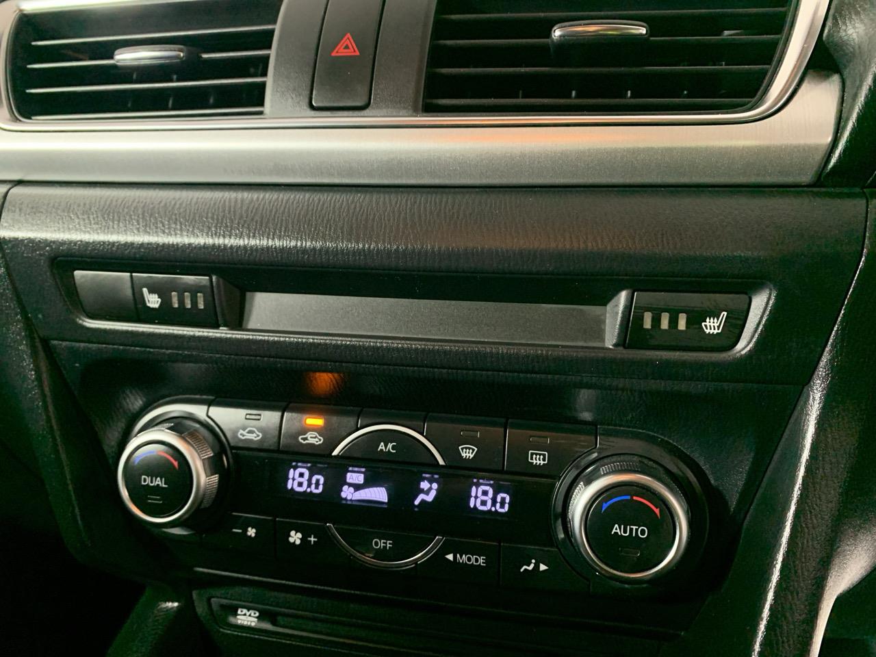 2013 Mazda Axela 3 Late Shape 2.0 Hatchback REVERSING CAMERA + CRUISE CONTROL + PADDLE SHIFT