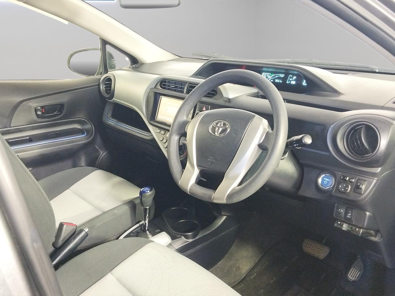 2014 Toyota Aqua S Hatchback PUSH START + REVERSING CAMERA + SMART KEY