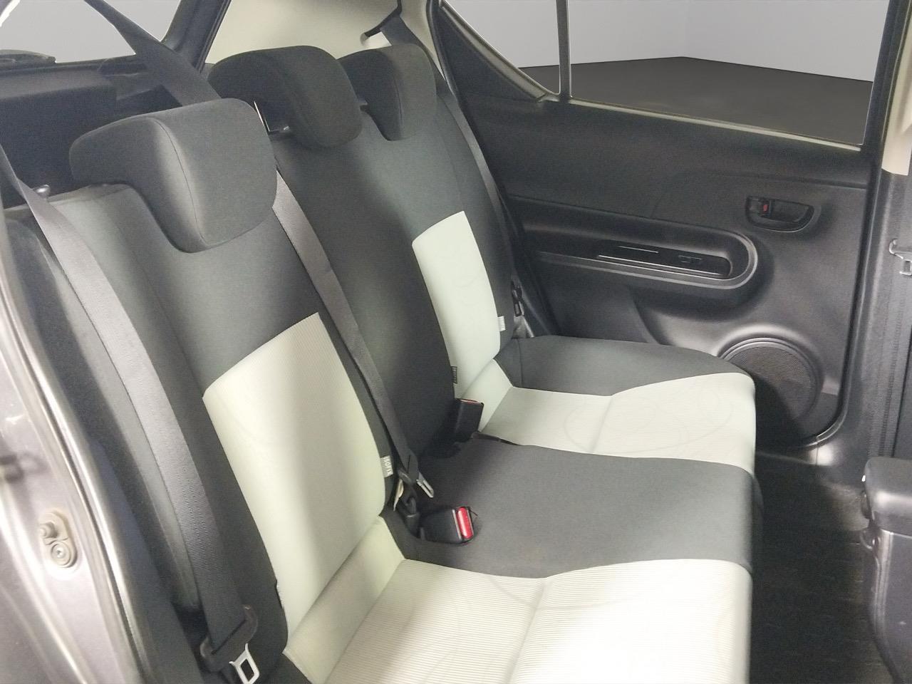 2014 Toyota Aqua S Hatchback PUSH START + REVERSING CAMERA + SMART KEY