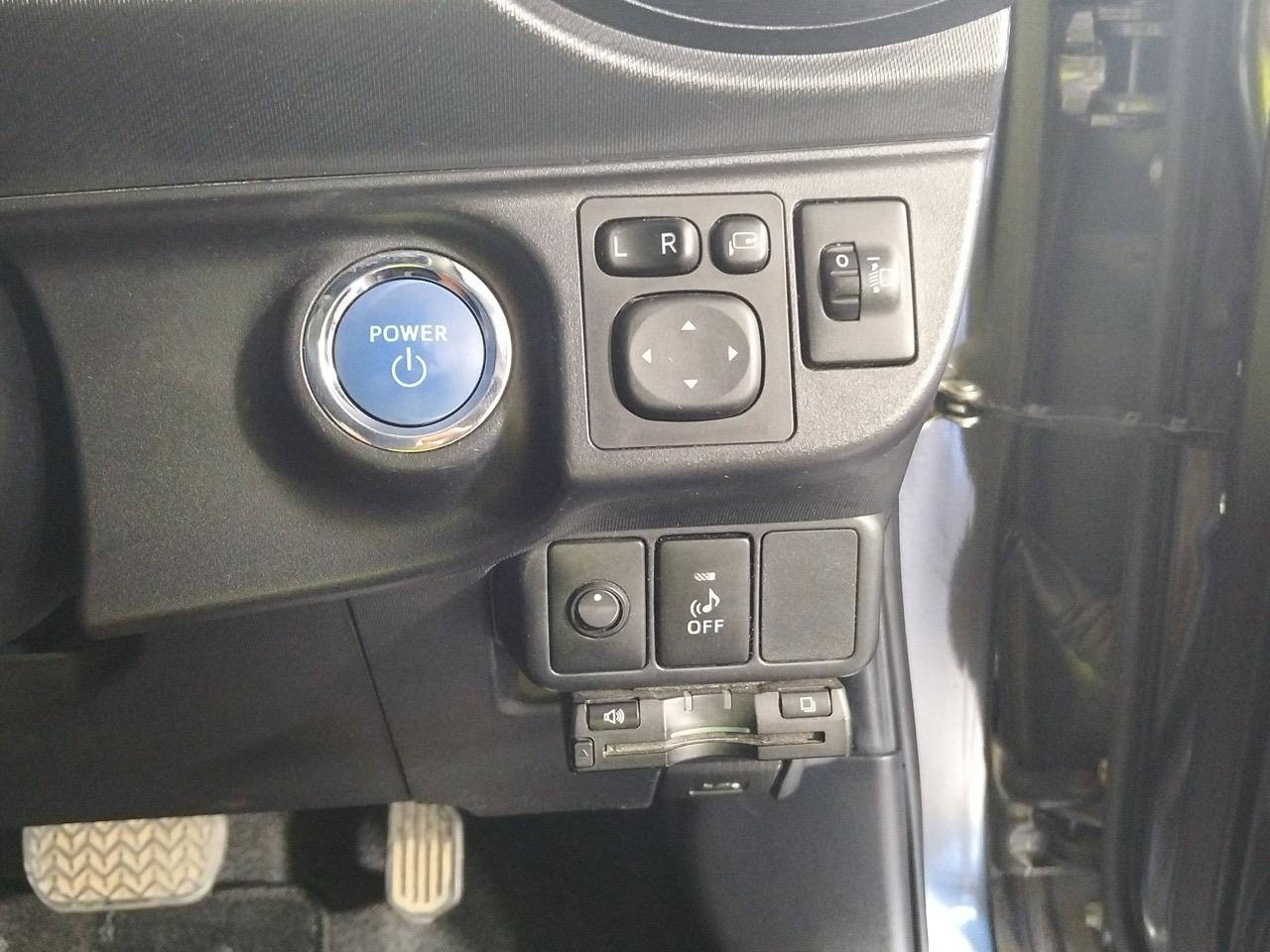 2014 Toyota Aqua S Hatchback PUSH START + REVERSING CAMERA + SMART KEY