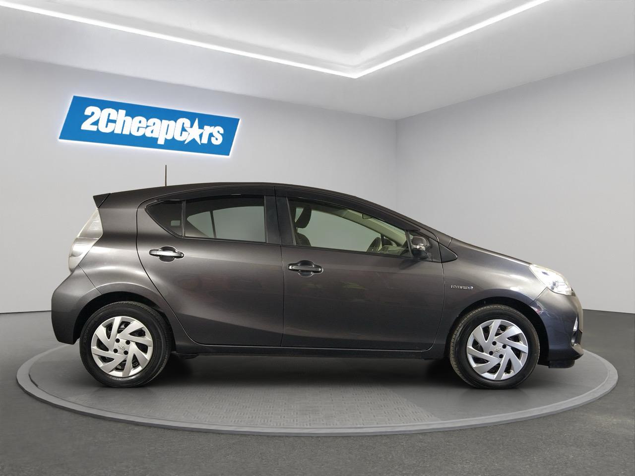2014 Toyota Aqua S Hatchback PUSH START + REVERSING CAMERA + SMART KEY