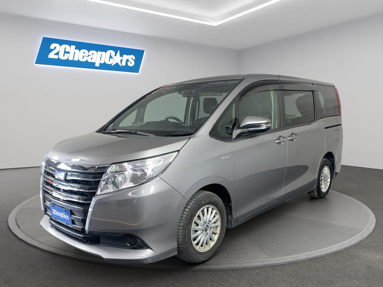 2016 Toyota Noah Hybrid People Mover