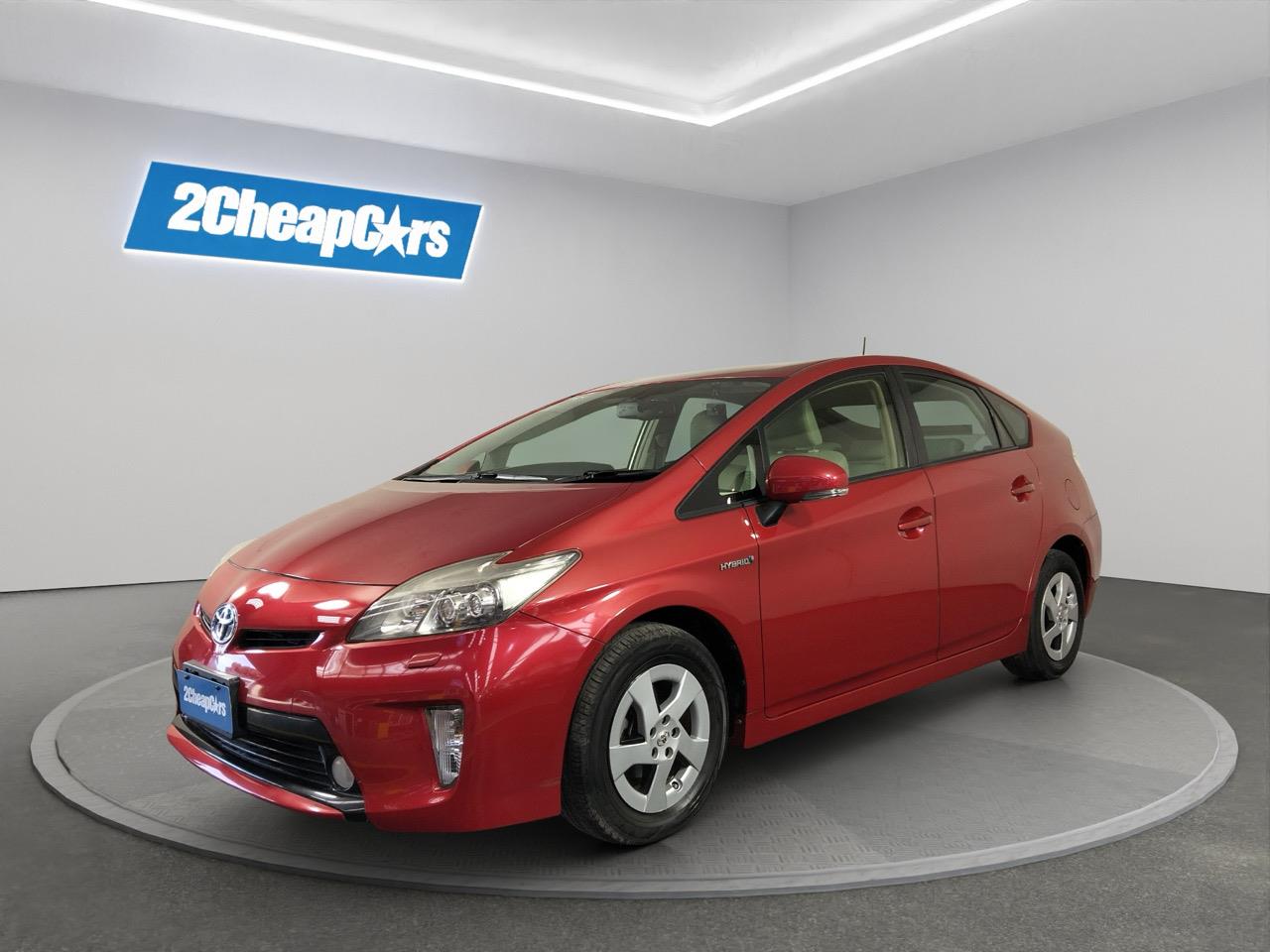 2013 Toyota Prius HYBRID Hatchback