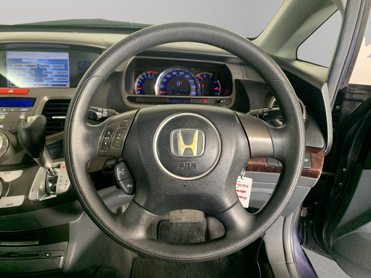 2005 Honda Odyssey 5D M People Mover GREAT SPACE + AUTO LIGHTS + REVERSING CAMERA