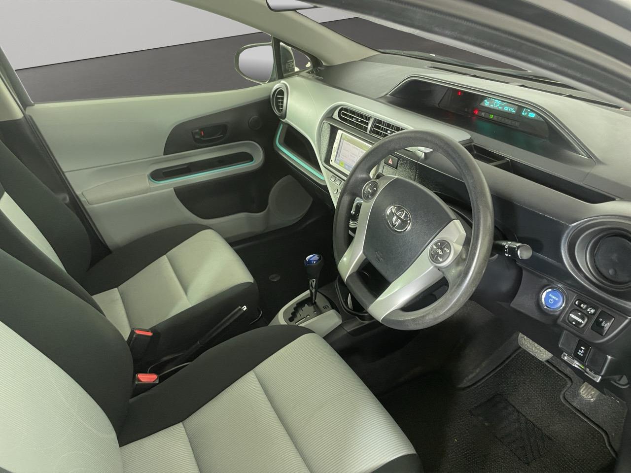 2012 Toyota Aqua S Hatchback REVERSING CAMERA + AUTO LIGHTS + PUSH START