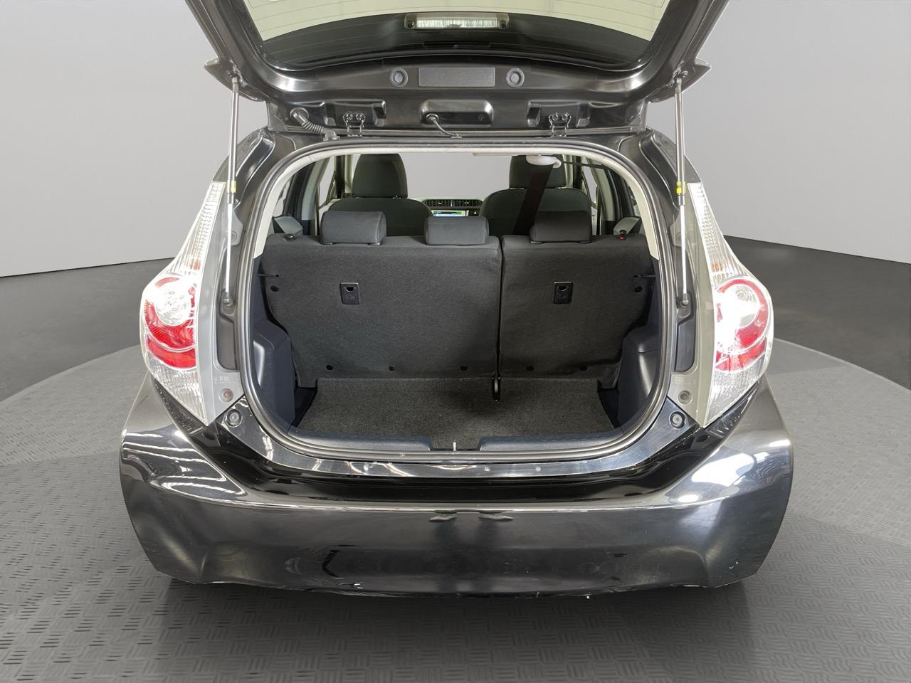 2012 Toyota Aqua S Hatchback REVERSING CAMERA + AUTO LIGHTS + PUSH START