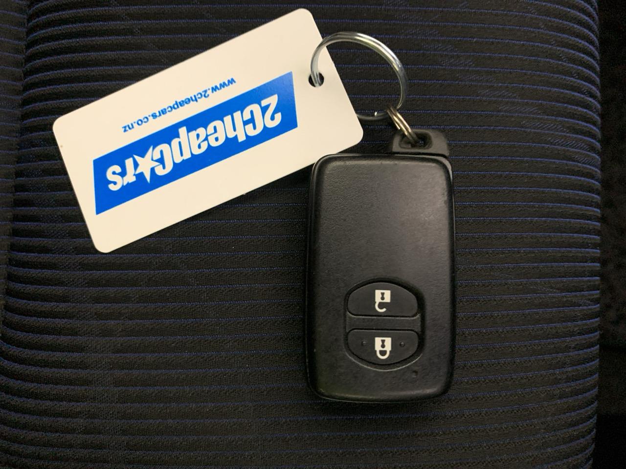 2015 Toyota Aqua Facelift Model S Hatchback GREAT SPACE + PUSH START + REVERSING CAMERA