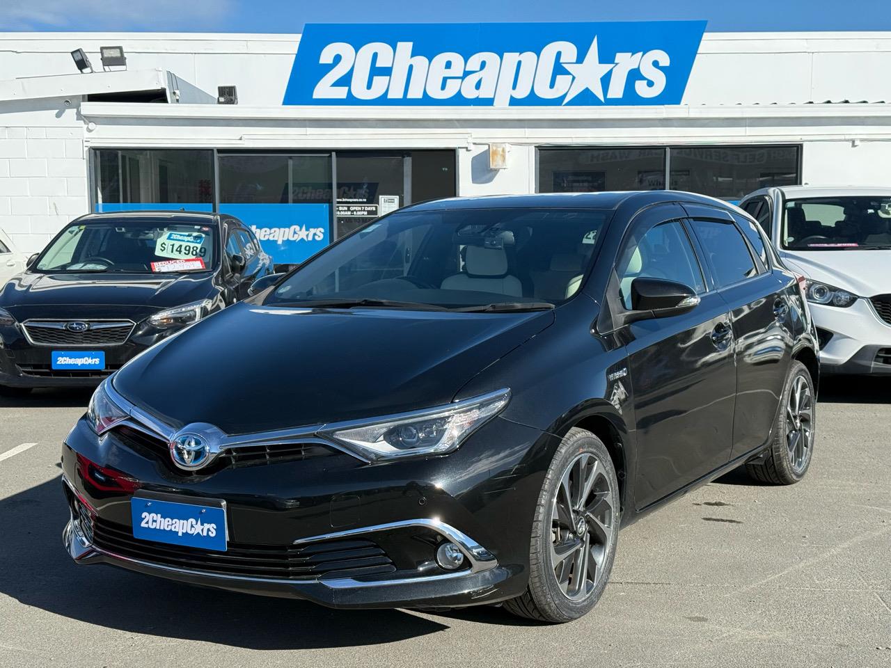 2016 Toyota Auris Corolla Hybrid G Hatchback