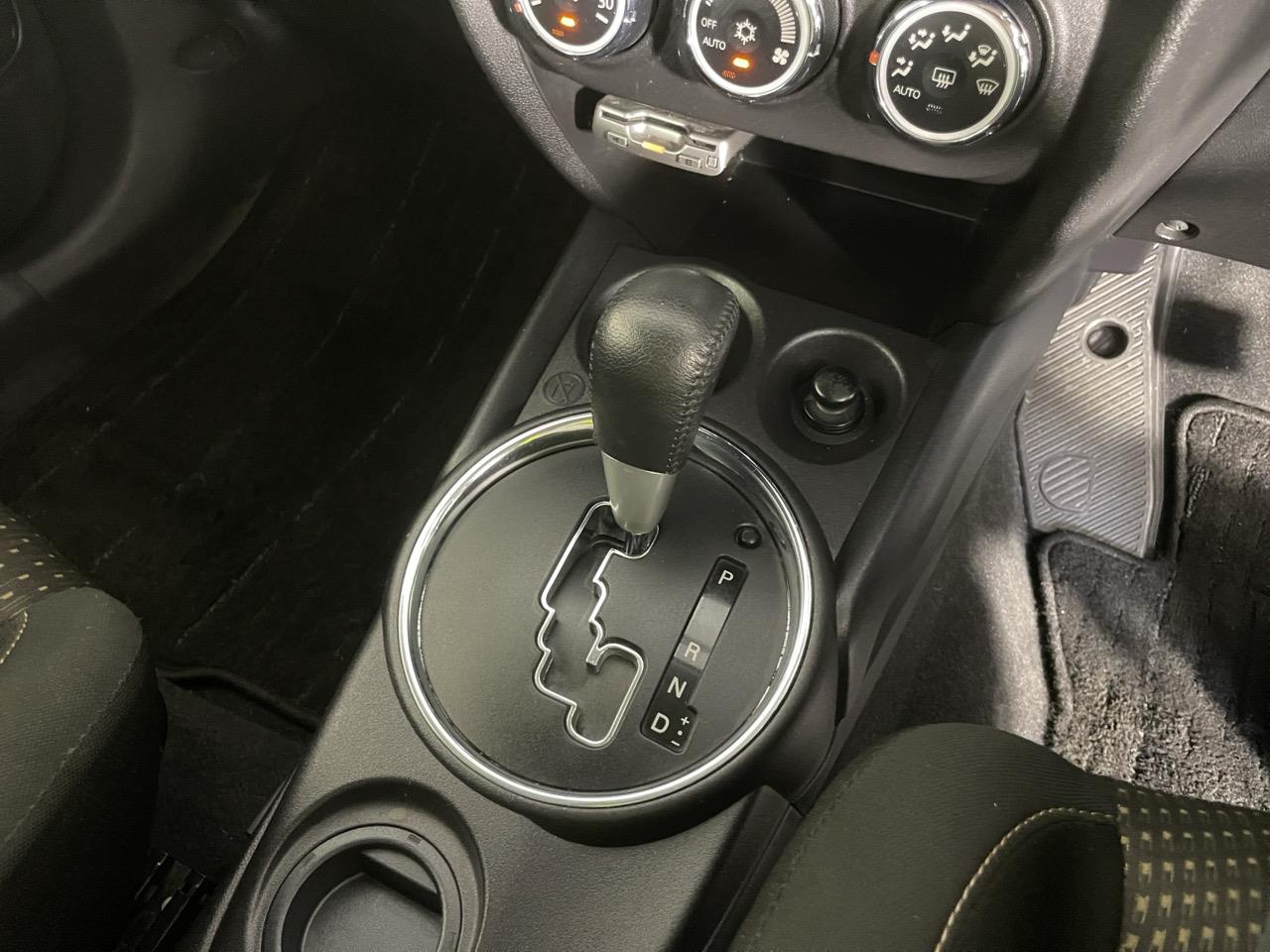 2015 Mitsubishi RVR 1.8 G RV/SUV REVERSING CAMERA + PUSH BUTTON START + AUTO LIGHTS