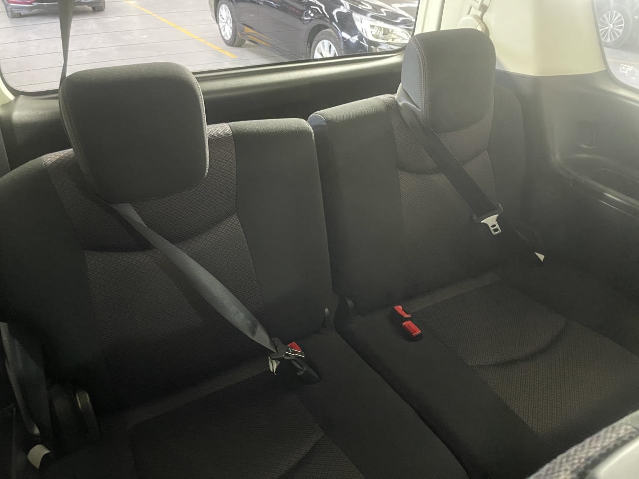 2013 Nissan Serena Hybrid Highway Star People Mover CRUISE CONTROL + REVERSING CAMERA + AUTO LIGHTS