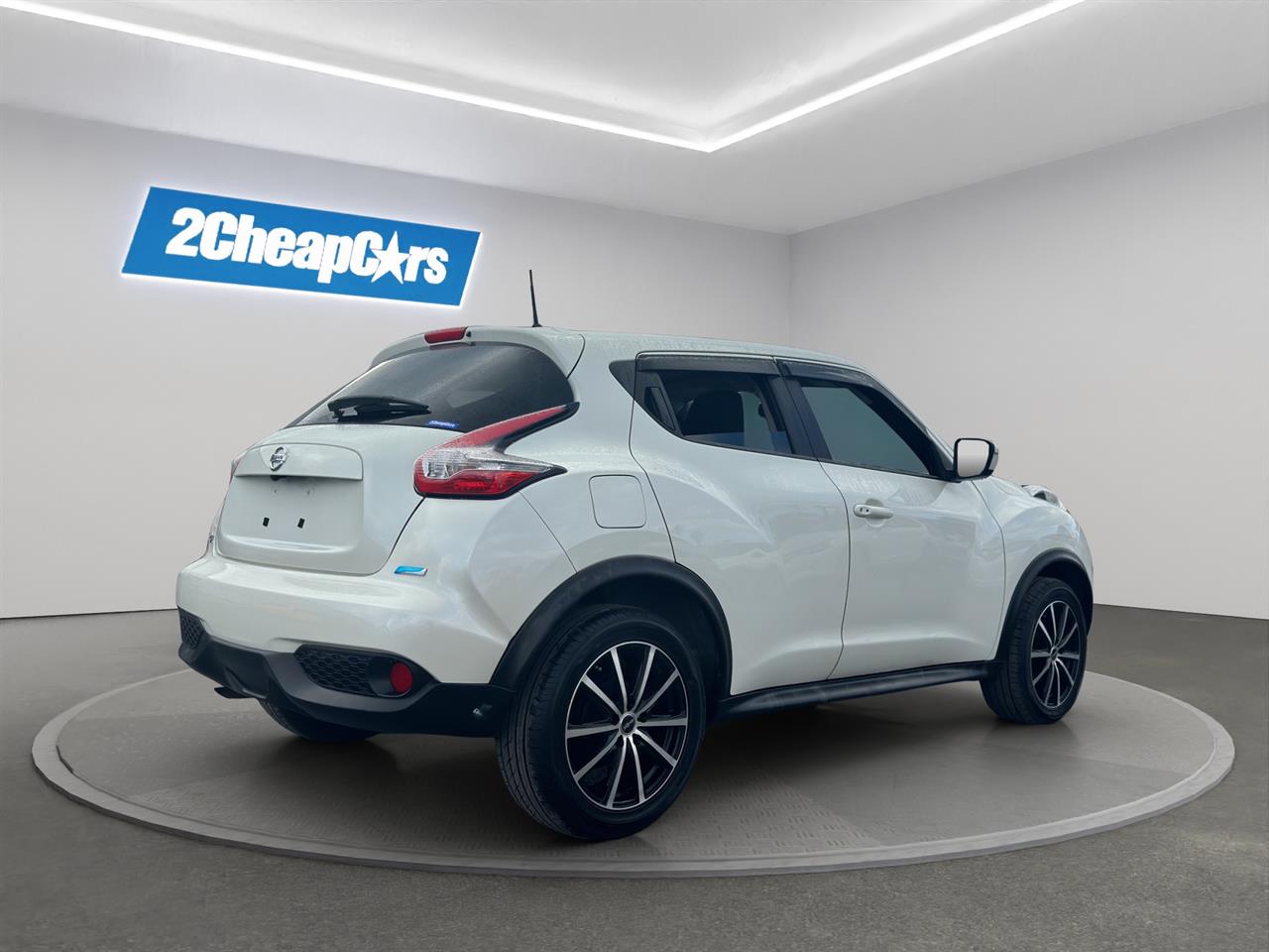 2016 Nissan Juke 15 RX RV/SUV PUSH BUTTON START + AUTO LIGHTS + REVERSING CAMERA