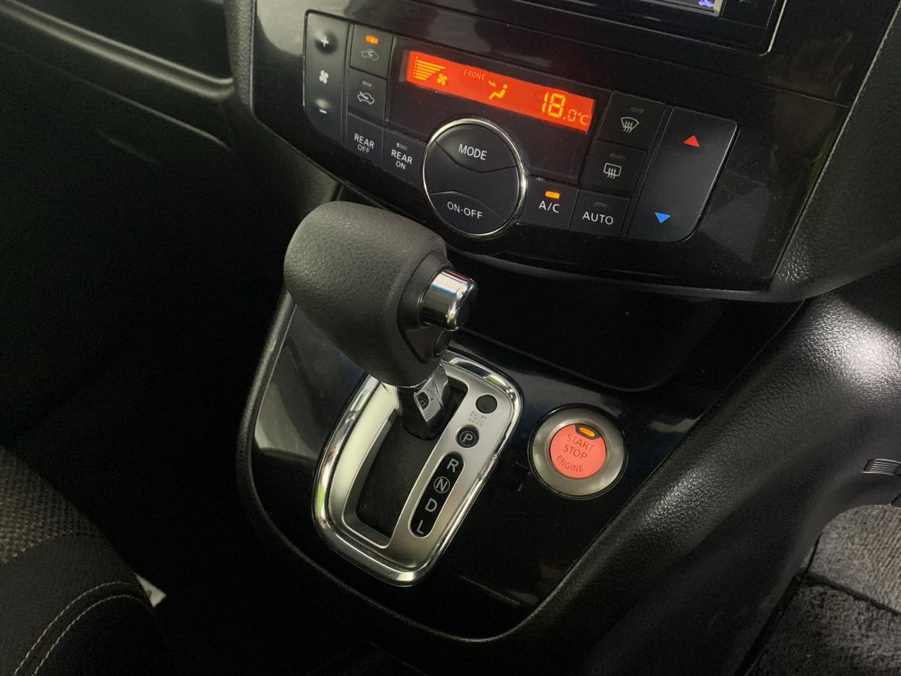 2014 Nissan Serena Hybrid Highway Star People Mover REVERSING CAMERA + POWER SLIDING DOORS