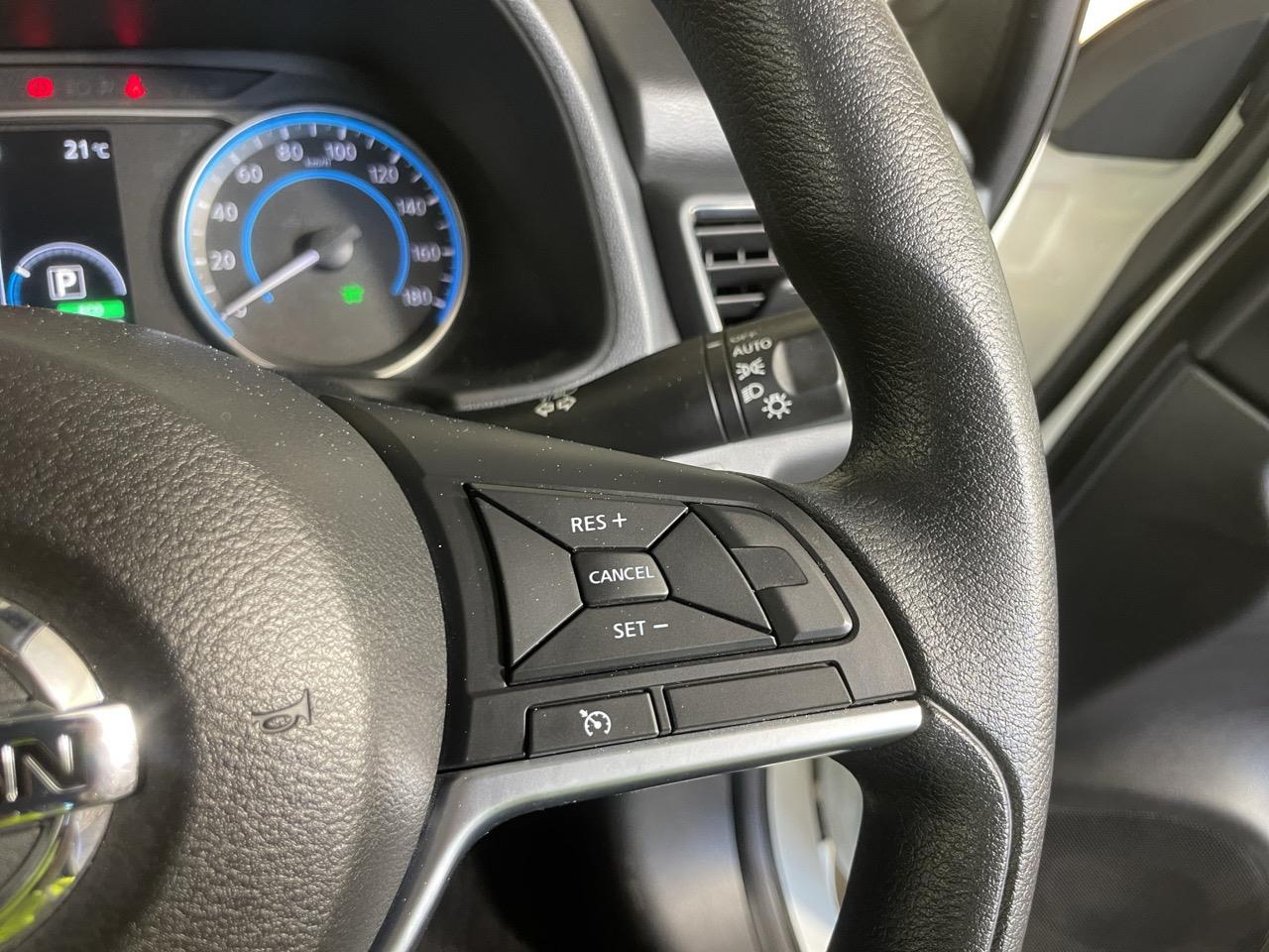 2020 Nissan Leaf 40S Late Model Hatchback LOW KM + REVERSING CAMERA + PARKING SENSORS