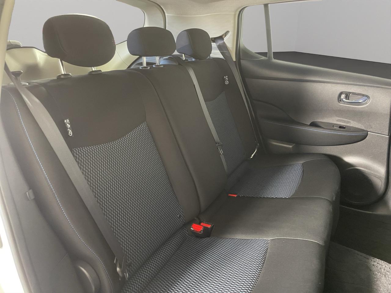 2020 Nissan Leaf 40S Late Model Hatchback LOW KM + REVERSING CAMERA + PARKING SENSORS