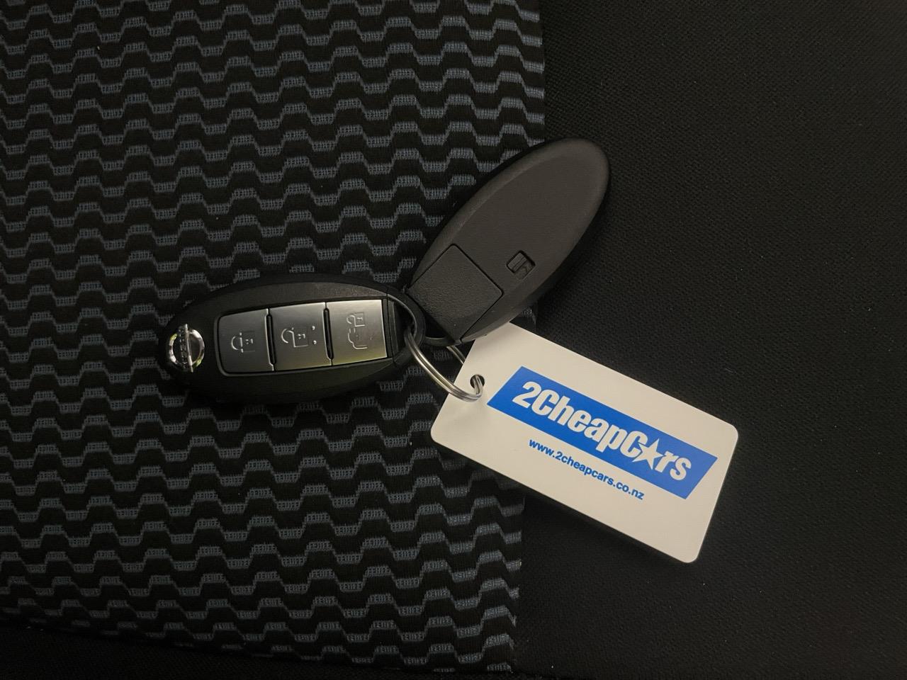 2020 Nissan Leaf 40S Late Model Hatchback LOW KM + REVERSING CAMERA + PARKING SENSORS