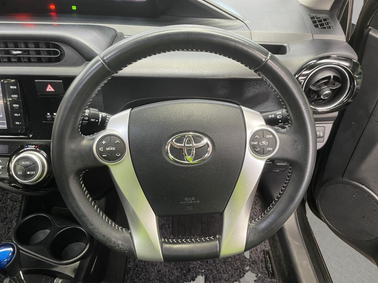 2015 Toyota Aqua X-URBAN Hatchback REVERSING CAMERA + AUTO LIGHTS + PUSH BUTTON START