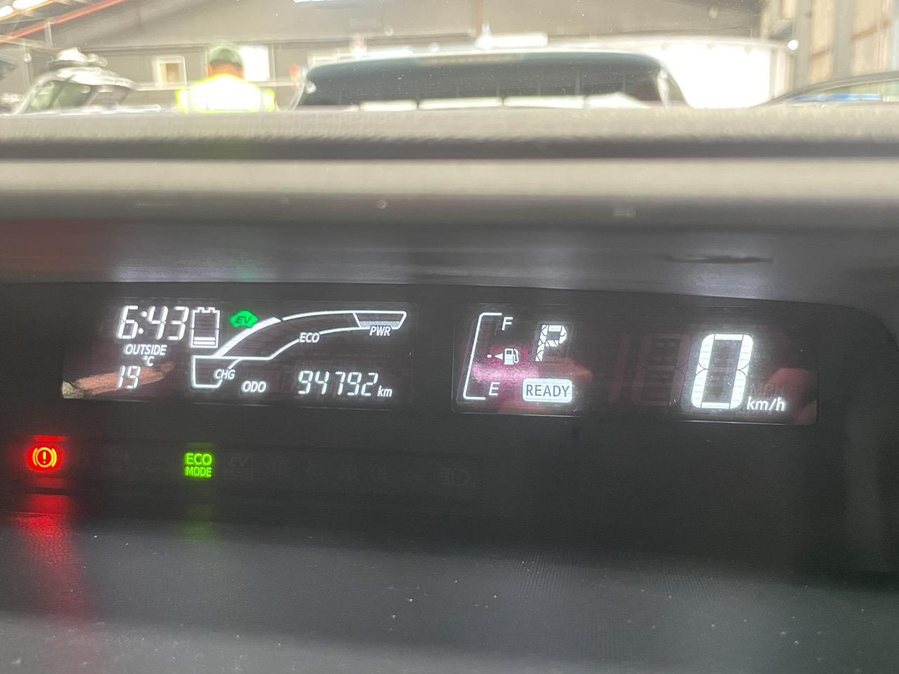 2015 Toyota Aqua X-URBAN Hatchback REVERSING CAMERA + AUTO LIGHTS + PUSH BUTTON START