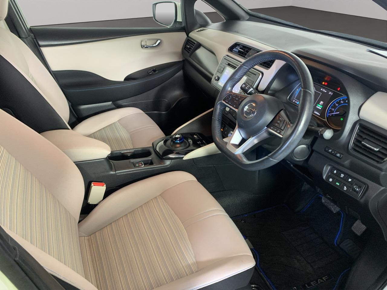 2018 Nissan Leaf X Hatchback LOW KM + SOH 90.82% + REVERSING CAMERA