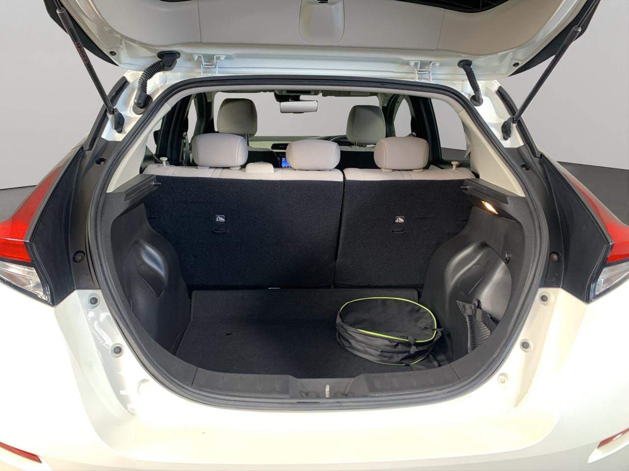 2018 Nissan Leaf X Hatchback LOW KM + SOH 90.82% + REVERSING CAMERA