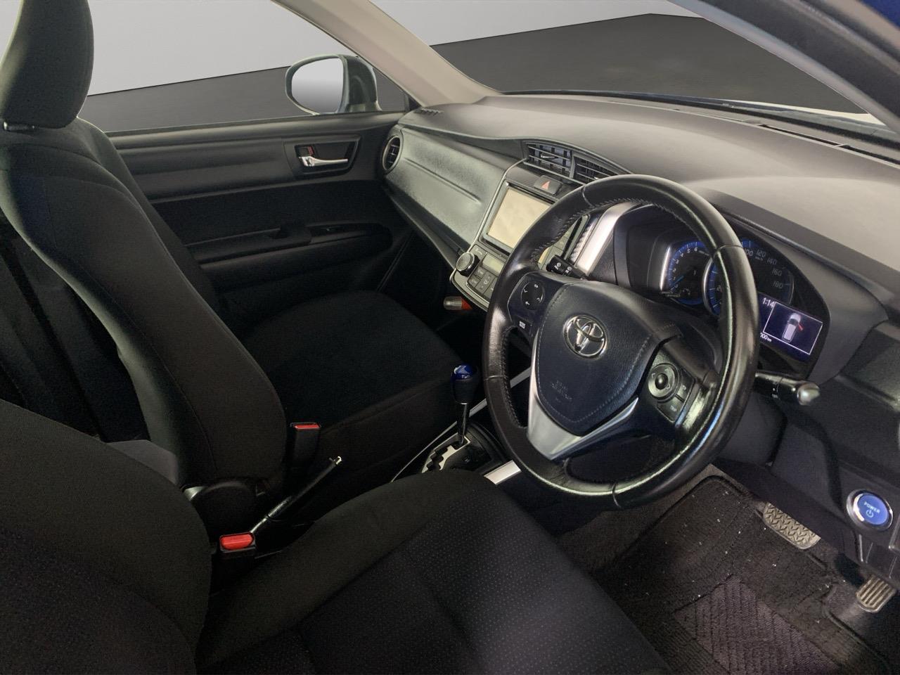 2015 Toyota Corolla Fielder Hybrid Station Wagon PUSH BUTTON START + REVERSING CAMERA + AUTO LIGHTS