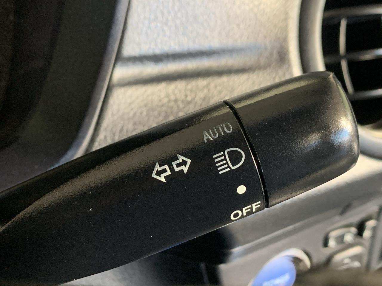 2015 Toyota Corolla Fielder Hybrid Station Wagon PUSH BUTTON START + REVERSING CAMERA + AUTO LIGHTS