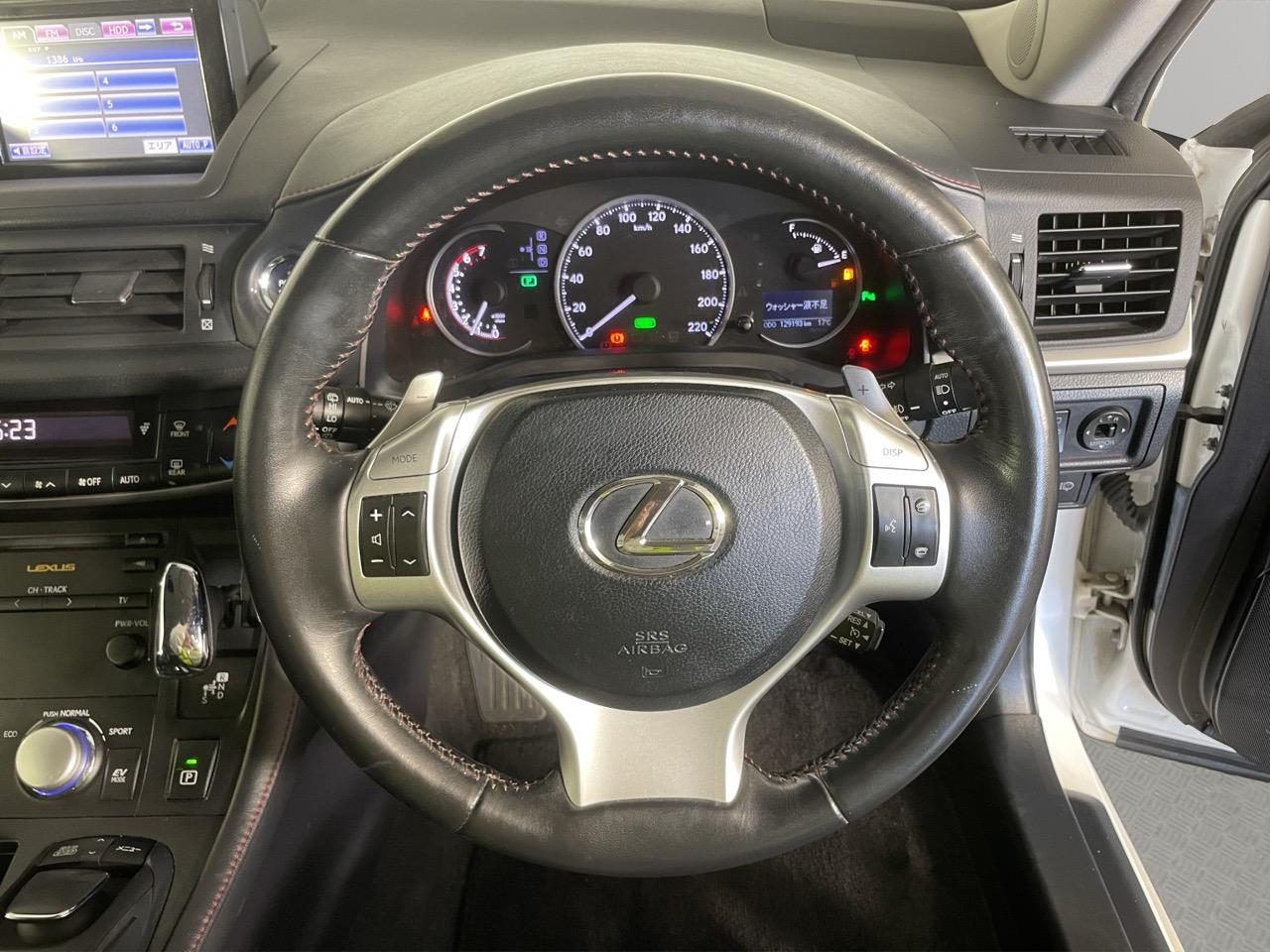 2013 Lexus CT200h Hybrid Hatchback REVERSING CAMERA + PARKING SENSORS