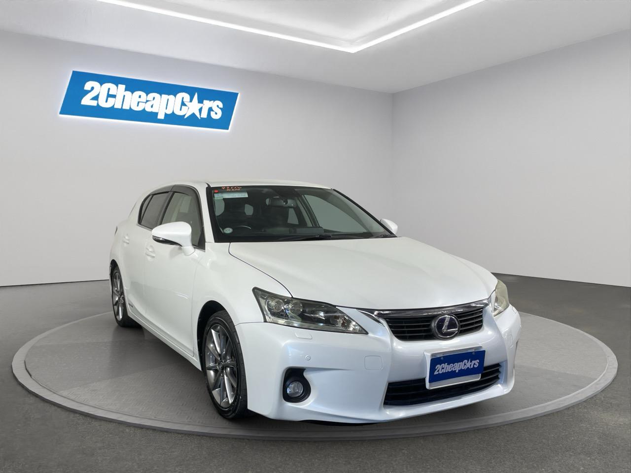 2013 Lexus CT200h Hybrid Hatchback REVERSING CAMERA + PARKING SENSORS