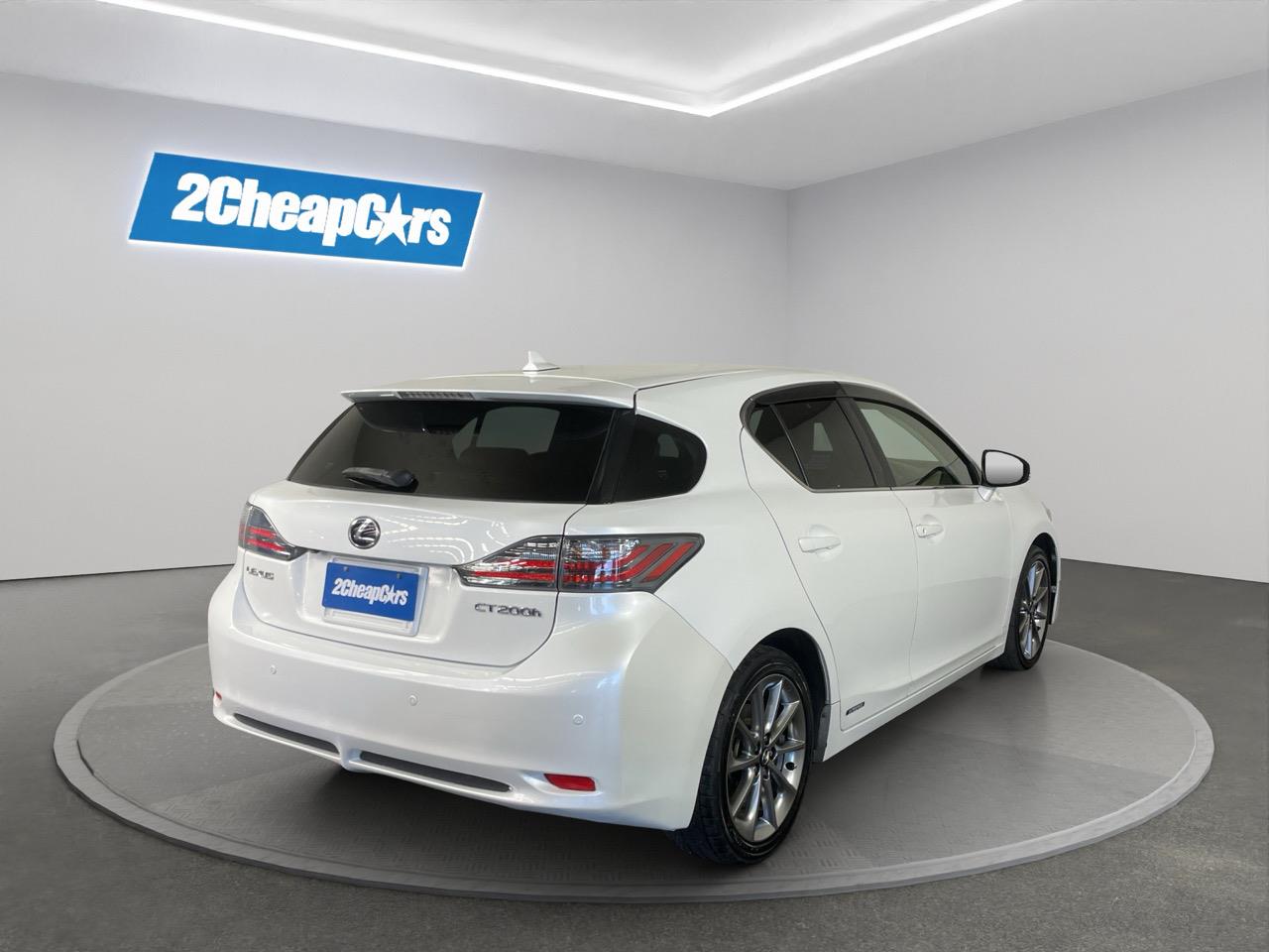 2013 Lexus CT200h Hybrid Hatchback REVERSING CAMERA + PARKING SENSORS
