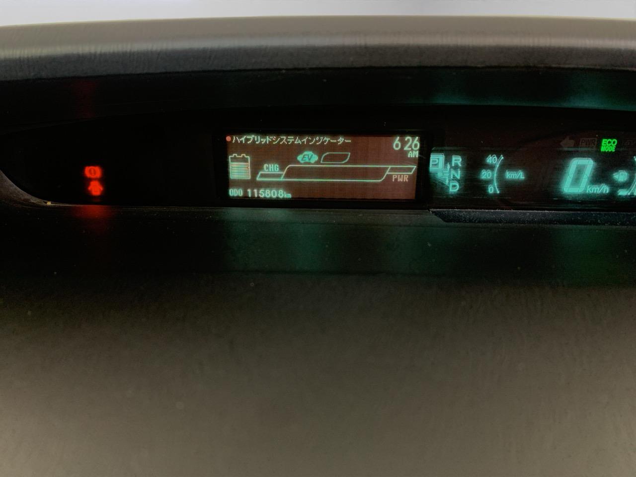 2013 Toyota Prius S Hatchback REVERSING CAMERA + PUSH BUTTON START + AUTO LIGHTS