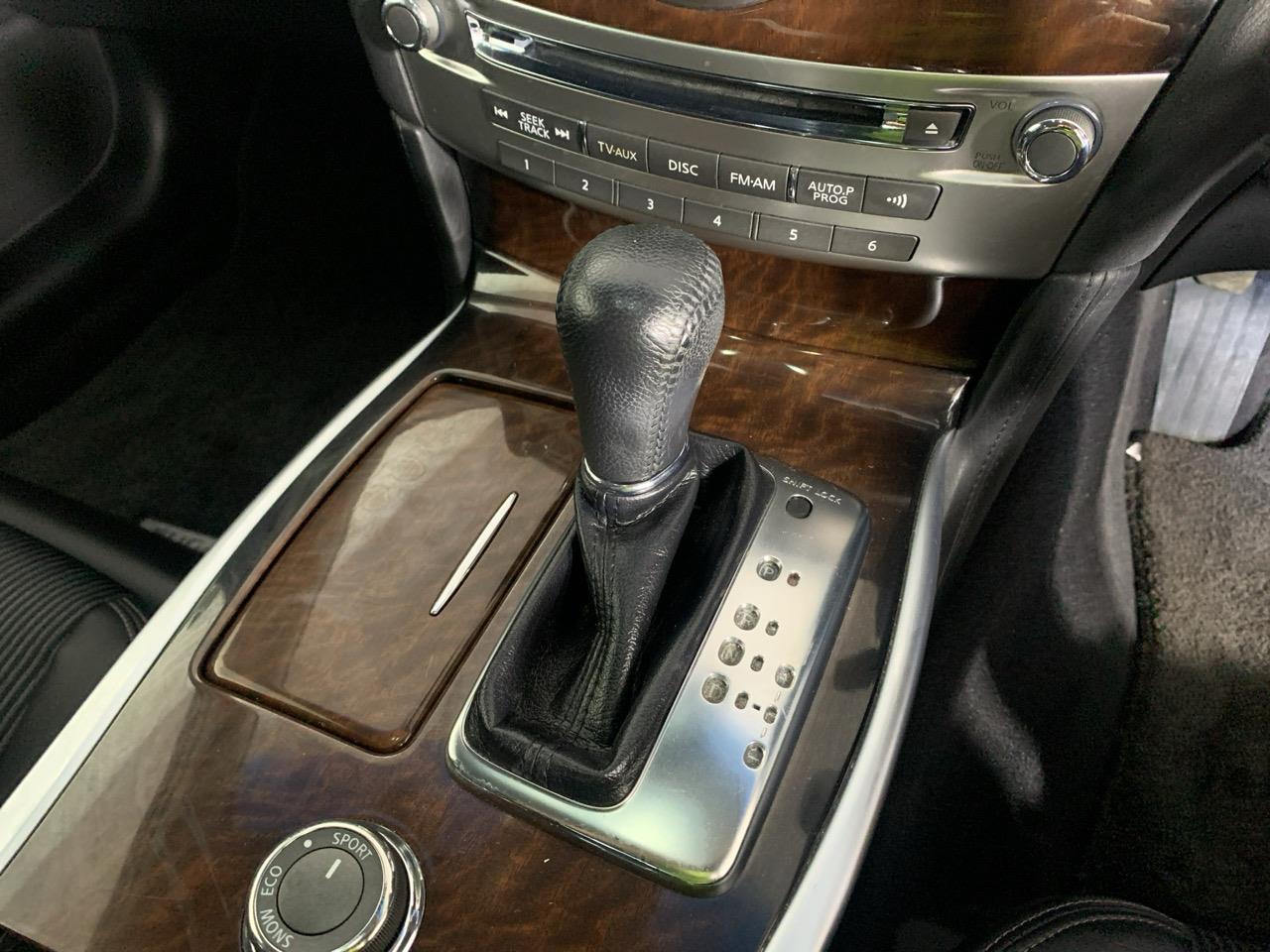 2012 Nissan Fuga 350GT Hybrid Sedan CRUISE CONTROL + POWER ADJUSTMENT SEATS