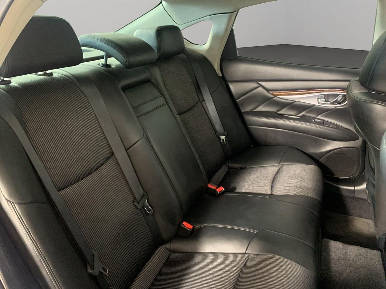 2012 Nissan Fuga 350GT Hybrid Sedan CRUISE CONTROL + POWER ADJUSTMENT SEATS