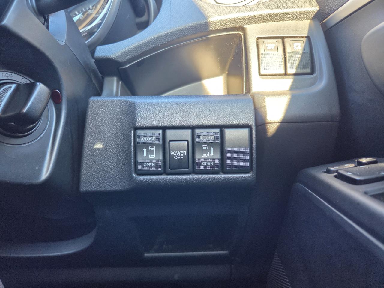 2013 Mazda Premacy 20S SKYACTIVE People Mover POWER SLIDNG DOORS + REVERSING CAMERA 