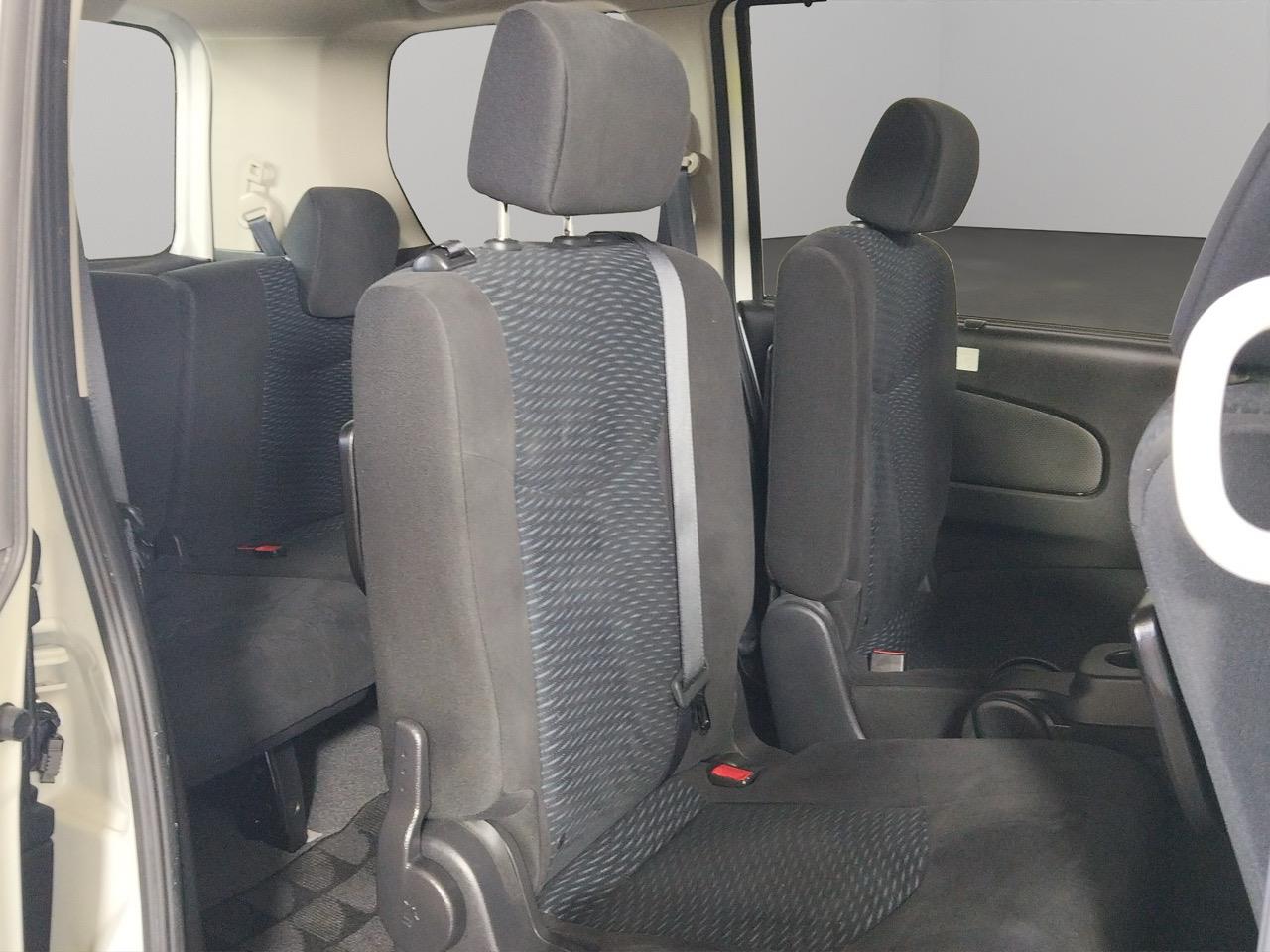 2015 Nissan Serena Hybrid People Mover 360 DEGREE CAMERA + POWER SLIDING DOORS