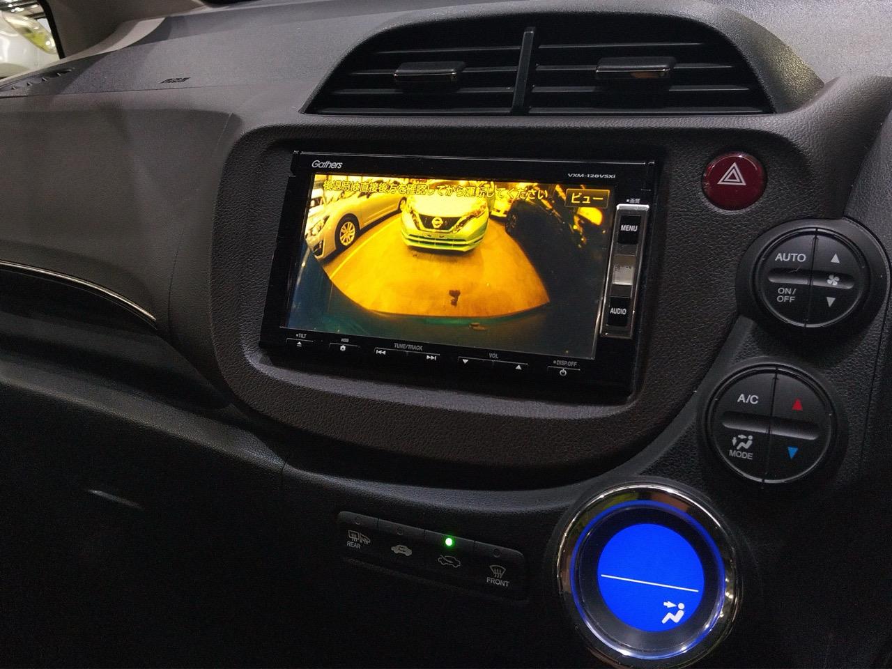 2012 Honda Fit Jazz Shuttle Hybrid Station Wagon CRUISE CONTROL + REVERSING CAMERA