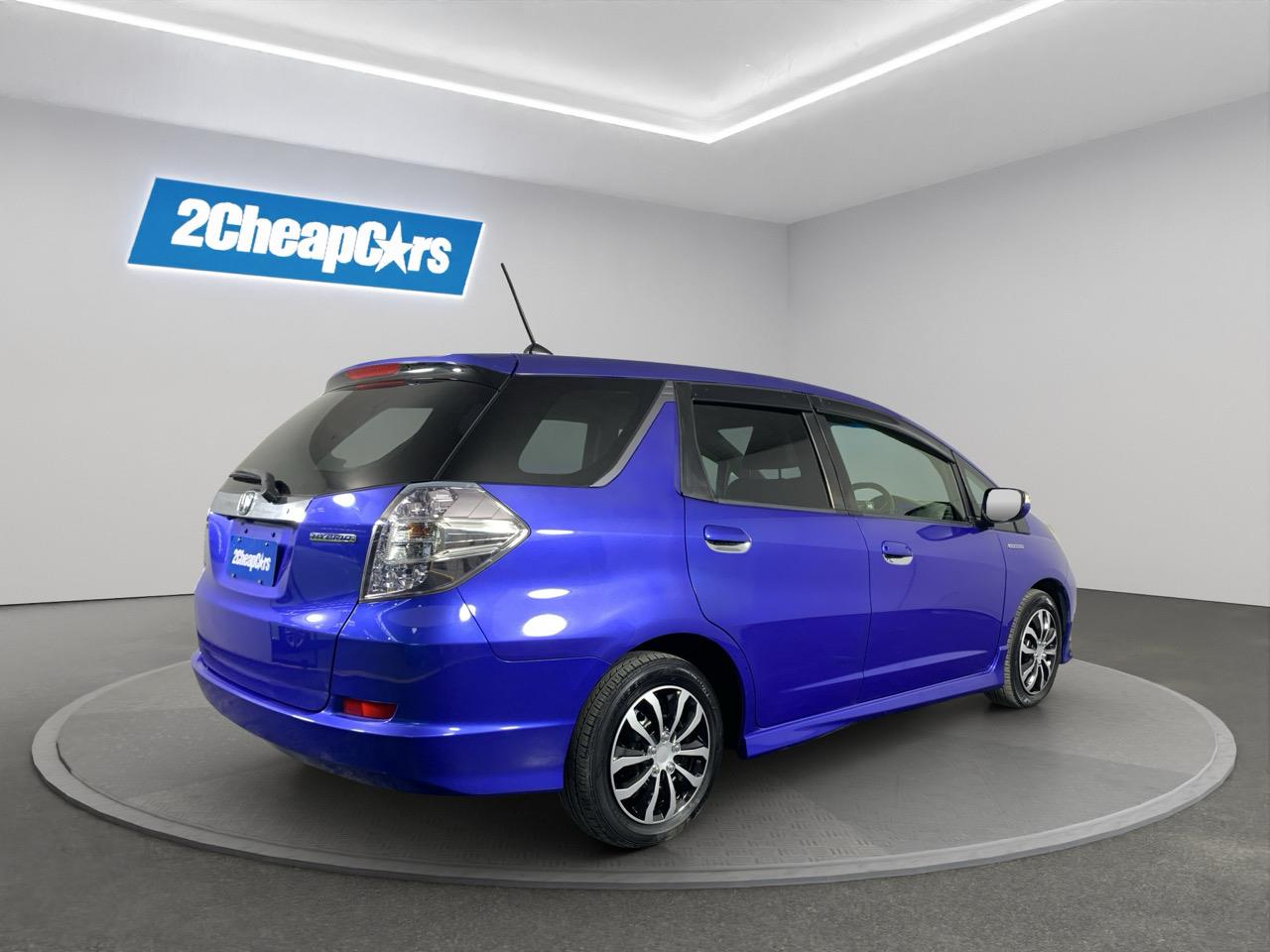 2012 Honda Fit Jazz Shuttle Hybrid Station Wagon CRUISE CONTROL + REVERSING CAMERA