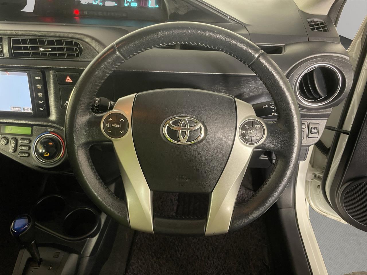 2014 Toyota Aqua G Balck Soft Leather Selection Hatchback REVERSING CAMERA + PUSH BUTTON START + AUTO LIGHTS
