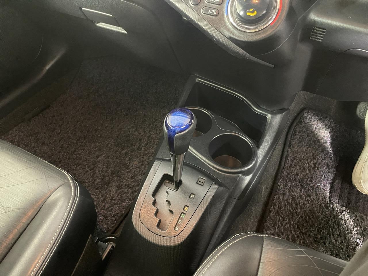 2014 Toyota Aqua G Balck Soft Leather Selection Hatchback REVERSING CAMERA + PUSH BUTTON START + AUTO LIGHTS