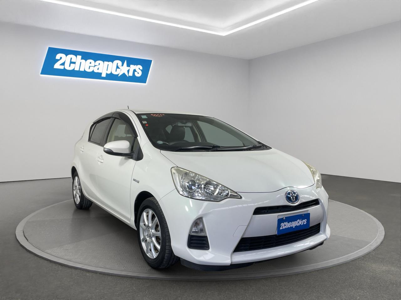 2014 Toyota Aqua G Balck Soft Leather Selection Hatchback REVERSING CAMERA + PUSH BUTTON START + AUTO LIGHTS