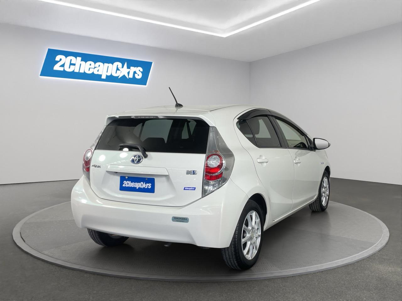 2014 Toyota Aqua G Balck Soft Leather Selection Hatchback REVERSING CAMERA + PUSH BUTTON START + AUTO LIGHTS