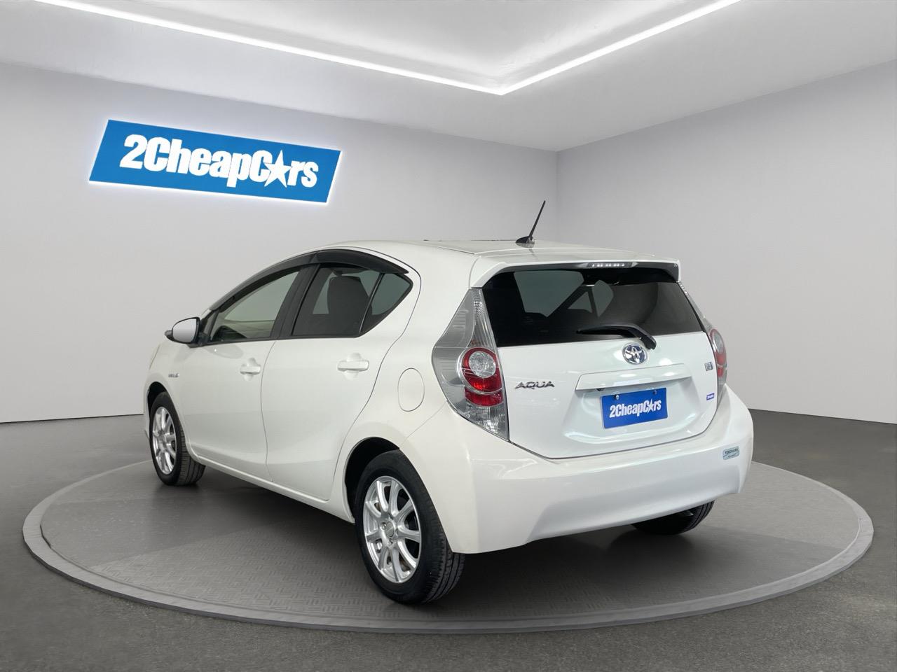 2014 Toyota Aqua G Balck Soft Leather Selection Hatchback REVERSING CAMERA + PUSH BUTTON START + AUTO LIGHTS