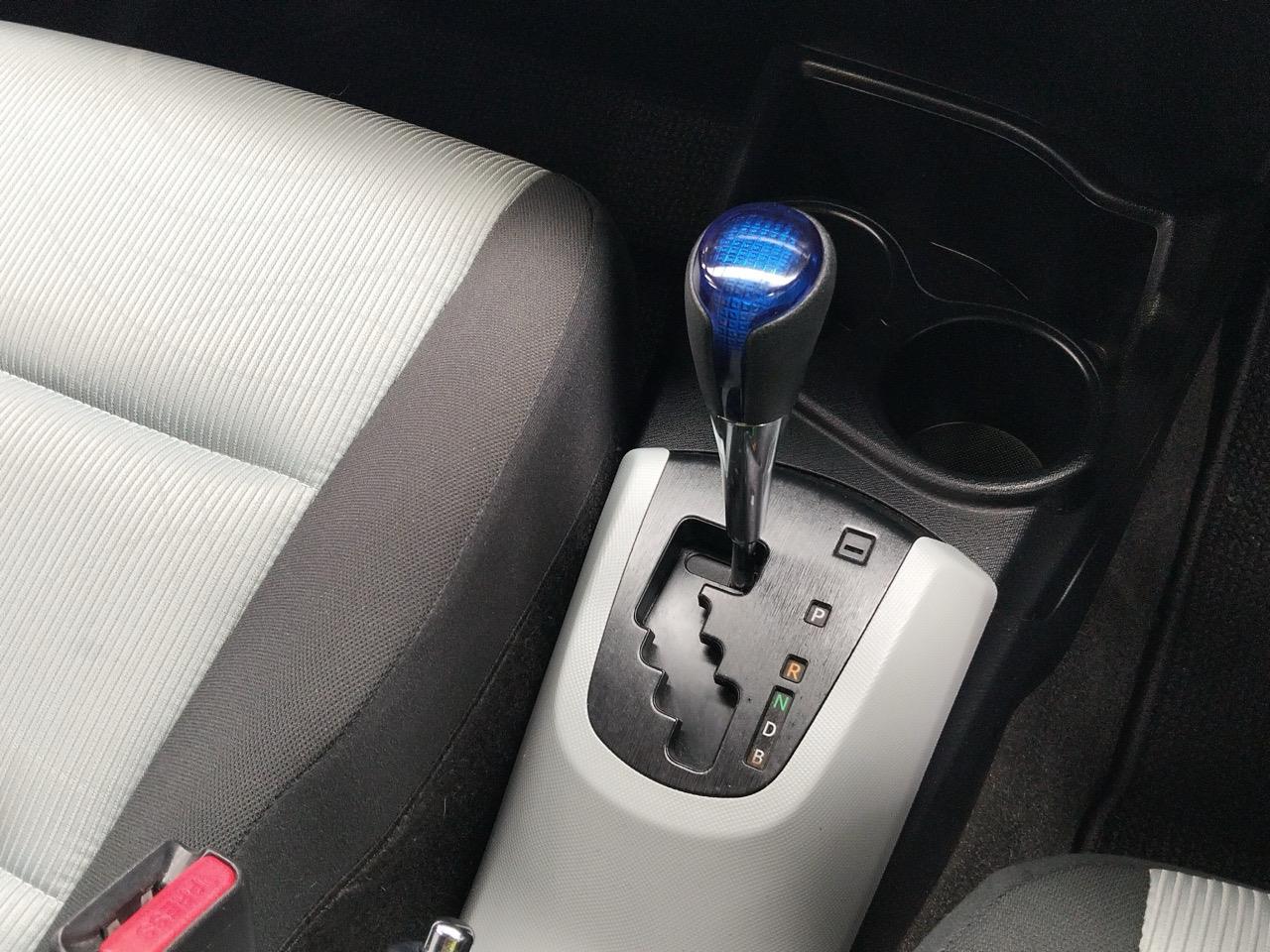 2013 Toyota Aqua S Hatchback PUSH BUTTON START + AUTO LIGHTS + REVERSING CAMERA