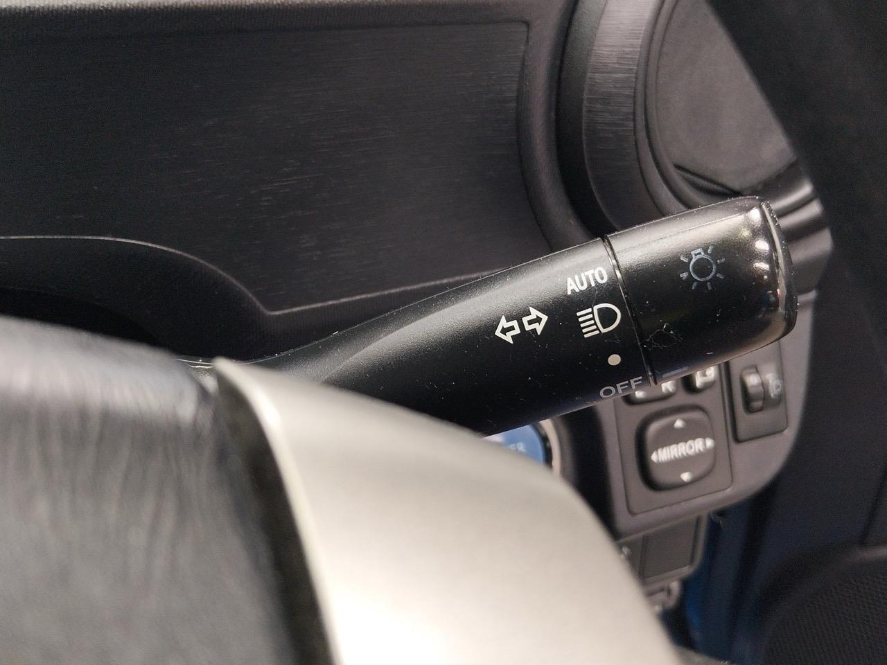 2013 Toyota Aqua S Hatchback PUSH BUTTON START + AUTO LIGHTS + REVERSING CAMERA