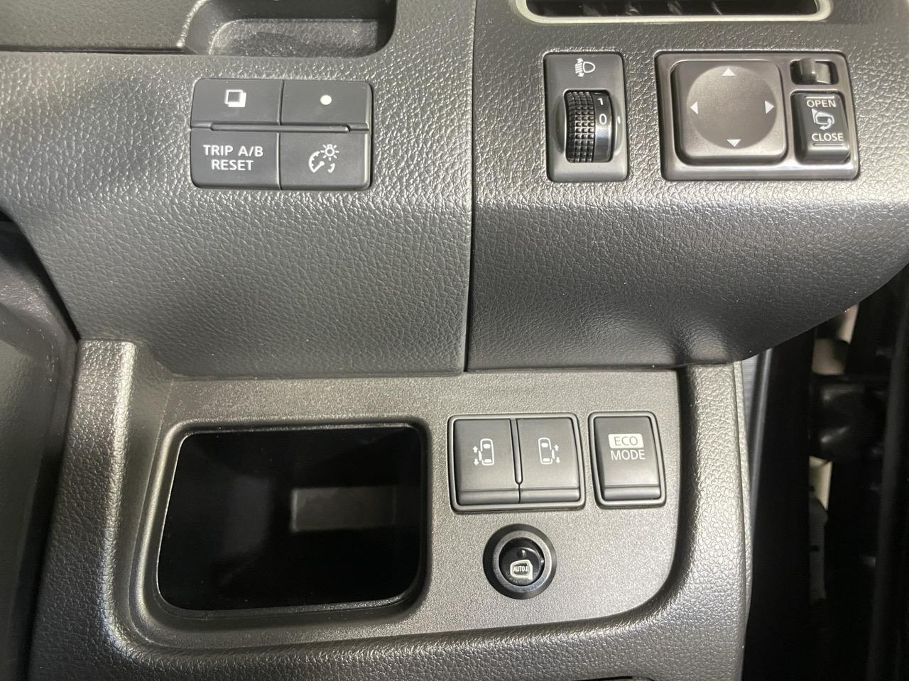 2012 Nissan Serena Hybrid Highway Star People Mover ELECTRIC SLIDING DOORS + REVERSING CAMERA