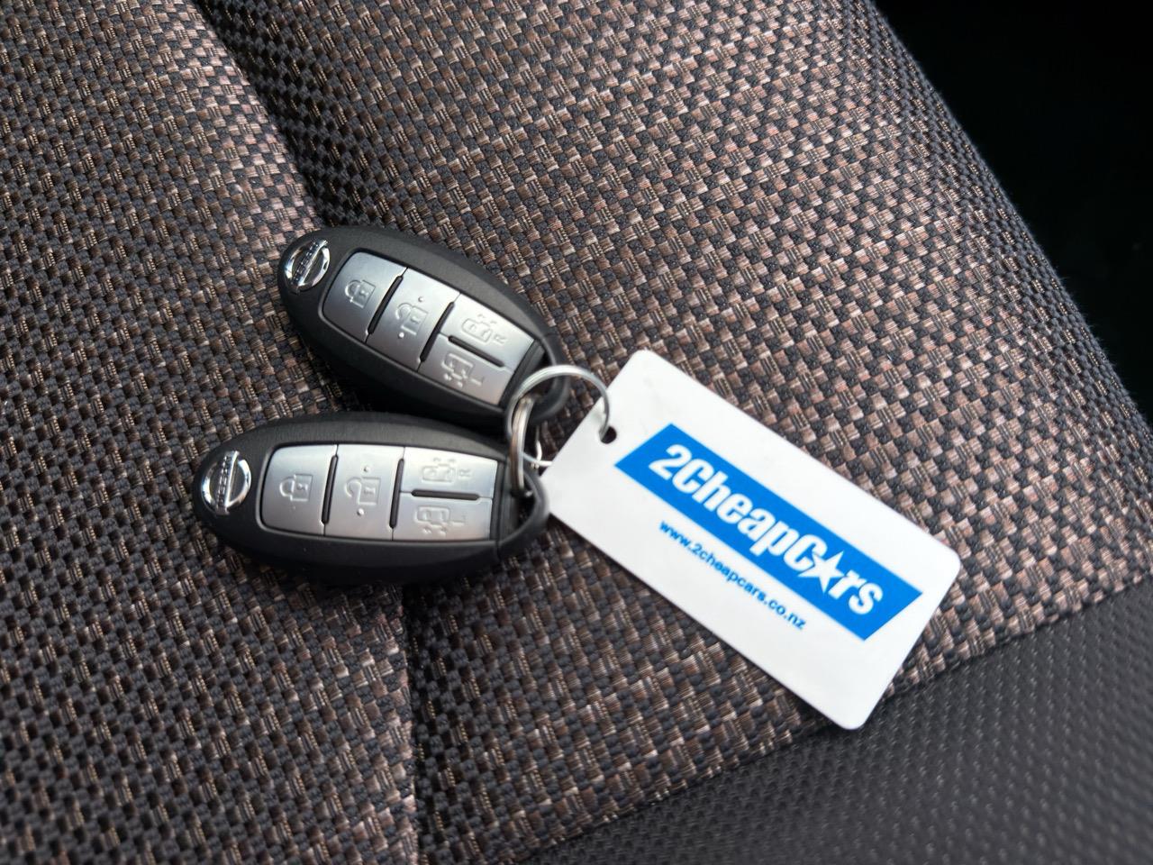 2014 Nissan Serena Hybrid Highway Star People Mover REVERSING CAMERA + SMART KEY + POWER SLIDING DOOR